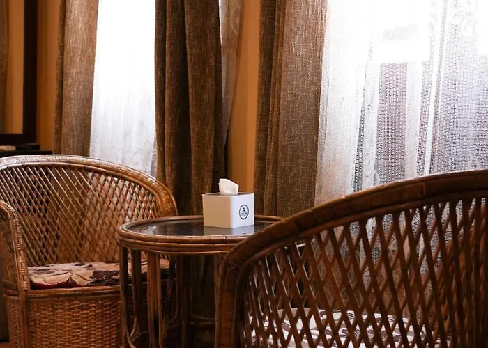 Hong Si Hotel- A Away From