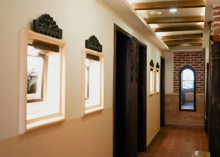 Hong Si Hotel- A Away From ホテル 2*