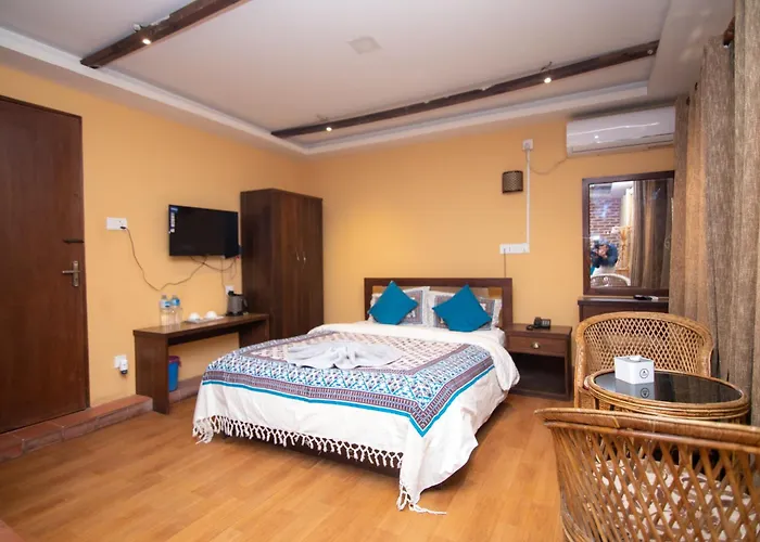 Hong Si Hotel- A Away From 2* カトマンズ