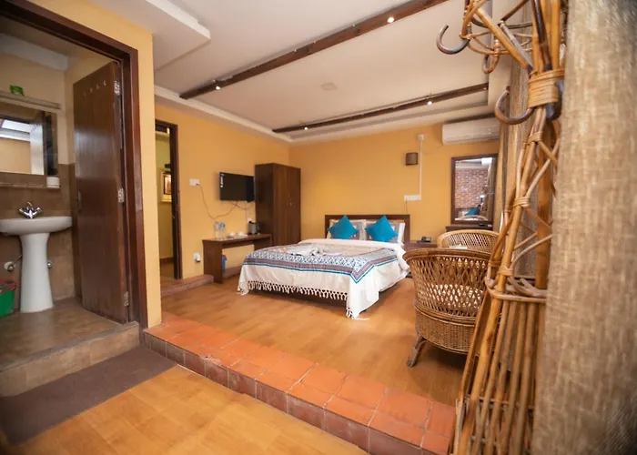 Hong Si Hotel- A Away From 2*